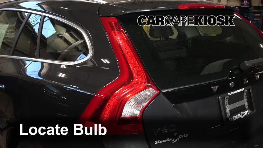 2015 Volvo V60 T5 2.0L 4 Cyl. Turbo Lights Turn Signal - Rear (replace bulb)
